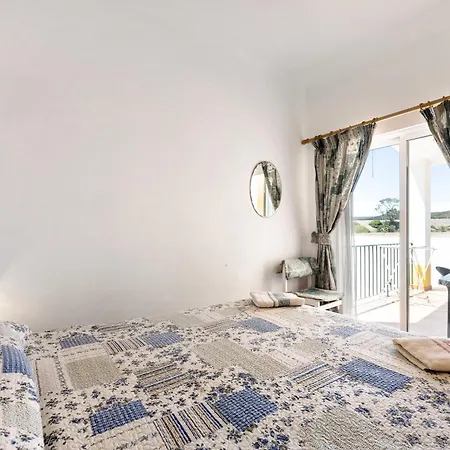 Вилла Casa Do Poco Буденш